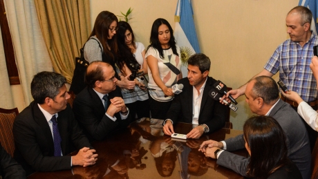 Visita protocolar del ministro de Obras Públicas de Chile al Gobernador