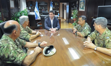 Reunión con autoridades del Ejército Argentino
